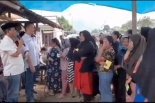 Caleg Abdul Khaliq Gelar...