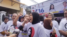 Wajah Bahagia Warga...