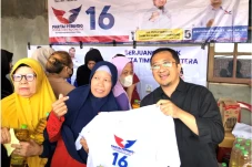 Caleg Partai Perindo...