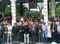 Rektor UII Keluarkan...