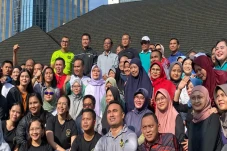 Hari Terakhir Ngantor,...