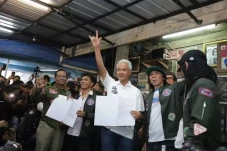 Haris Pertama Ajak Warga...
