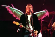 10 Artis Hollywood Meninggal...