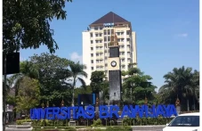 10 Universitas dengan...