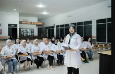 4 Perbedaan Jurusan...