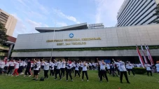 Kemendikbudristek Buka...