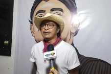 Dukung Ganjar-Mahfud,...