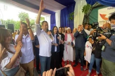 HT dan Liliana Hadiri...