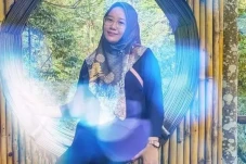 Profil Ayu Kartika Agustina,...
