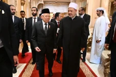 Bertemu Imam Besar Al-Azhar,...