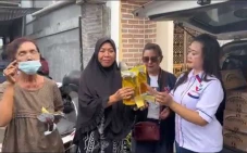 Caleg Perindo Salurkan...