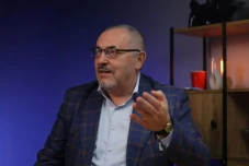 Siapa Boris Nadezhdin?...