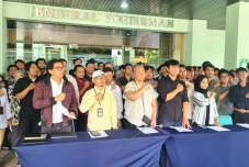 Seruan UPN Veteran Jakarta...