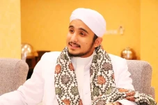 Biodata dan Profil Habib...