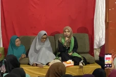 Santri Keluhkan Biaya...