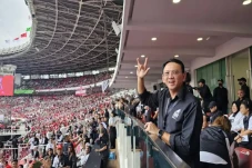 Dukung Ganjar-Mahfud,...