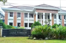 Pengadilan Tinggi Jateng...