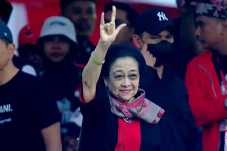 Tiba di Panggung Hajatan...