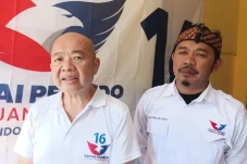 Caleg Perindo Djoni...