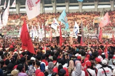 Hajatan Rakyat di Pakansari...