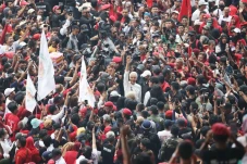 Lawan Penindasan, Ganjar:...