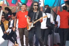 Anang Hermansyah Sumbang...