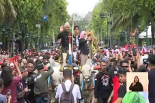 Jalan Slamet Riyadi...