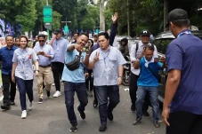 Erick Thohir Pilih Jalan...
