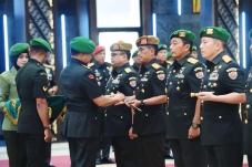 5 Mayjen Termuda di...