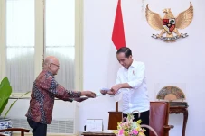 Jokowi Tekankan KPPS...