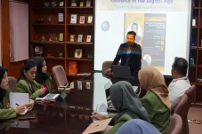 Mahasiswa S2 Ilmu Komunikasi...