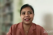 Bivitri Tegaskan Film...