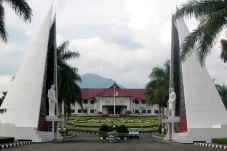 Lulusan IPDN Jadi CPNS...