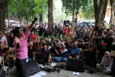 Seru-Seruan di Semarang,...