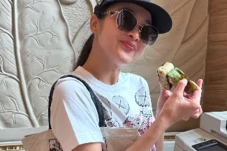 Sandra Dewi Pamer Nyoblos...