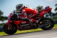 Bos Aprilia Keceplosan...
