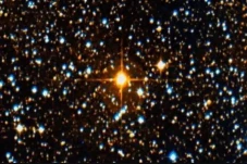 Mengenal UY Scuti, Bintang...