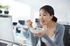 8 Kebiasaan Orang Korea...