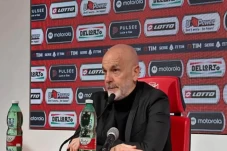 Stefano Pioli Siap Jadi...