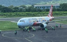 Pesawat AirAsia Tergelincir...