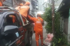 PPSU Ancol Mogok Kerja...