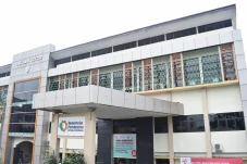Bingung Pilih Sekolah...