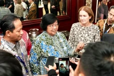 Menteri LHK Tegaskan...