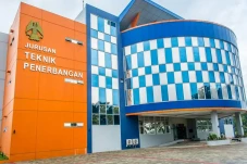 Mau Berkarier Jadi Pilot?...