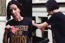 Desainer Katharine Hamnett...
