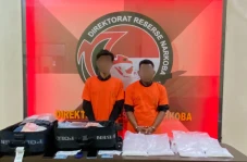 Selundupkan 3,8 Kg Sabu,...