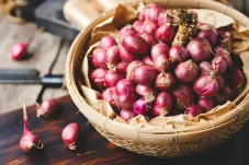 Apa Benar Bawang Merah...
