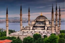 Dubai dan Istanbul Jadi...