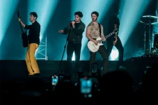 Konser Jonas Brothers...