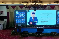 Jokowi Singgung Penggunaan...